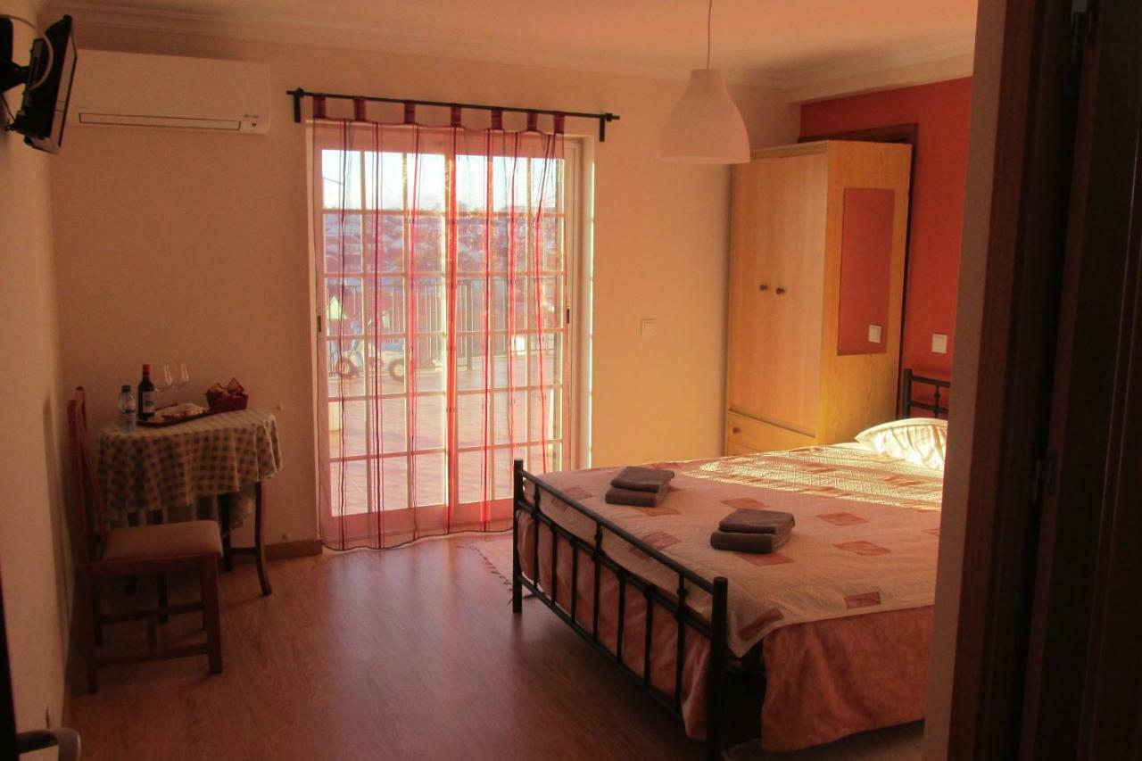 克洛伊奥斯 Residencial Marialva Park酒店 外观 照片